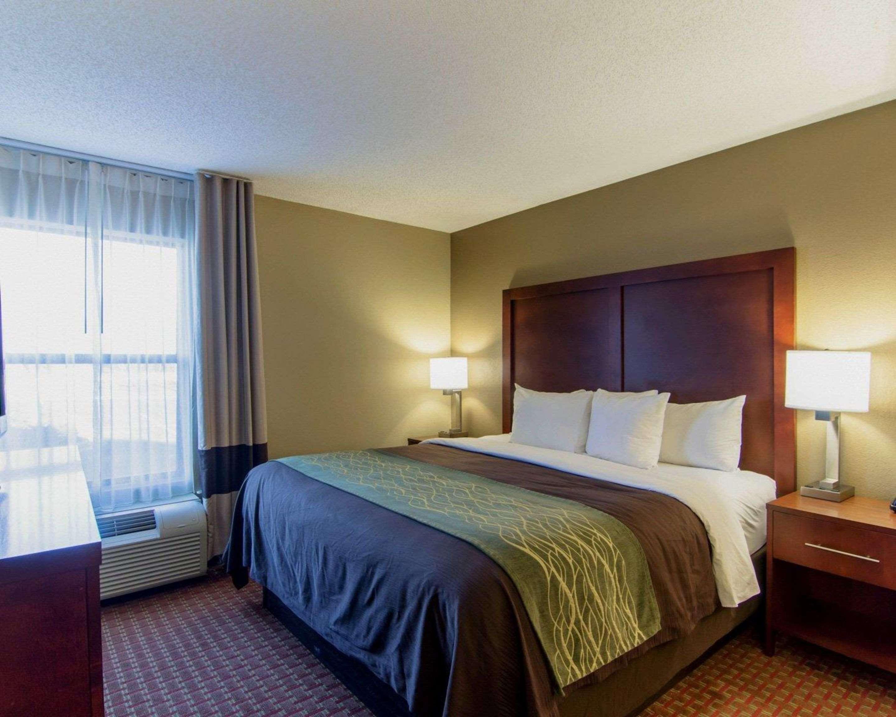 Clarion Pointe Apex - Holly Springs Hotel Exterior photo