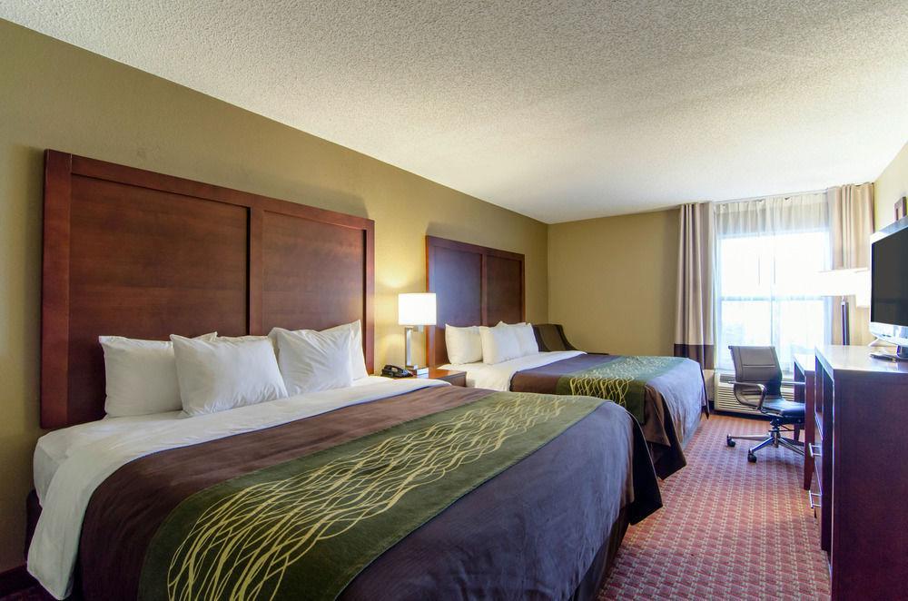Clarion Pointe Apex - Holly Springs Hotel Exterior photo