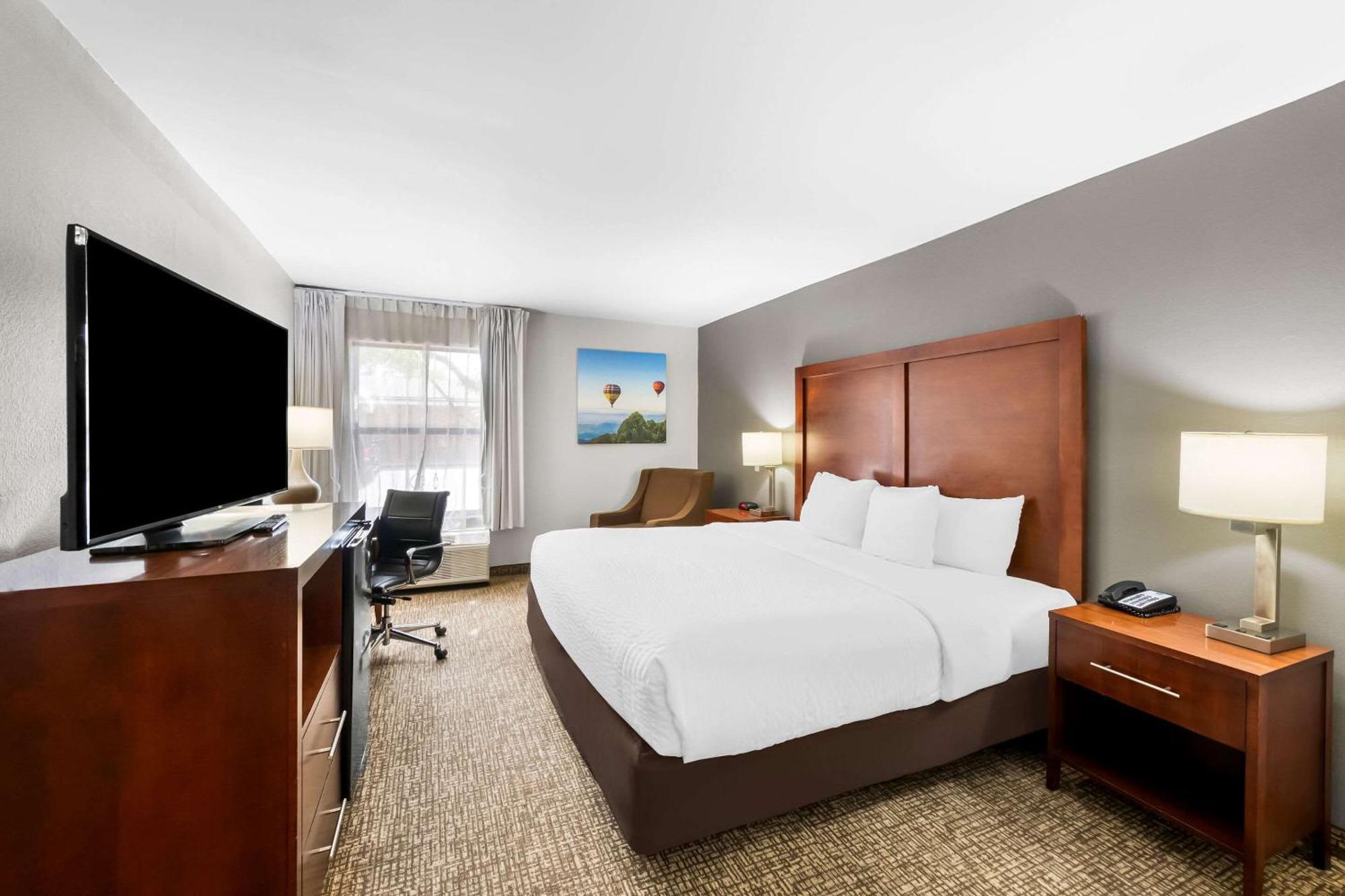 Clarion Pointe Apex - Holly Springs Hotel Exterior photo