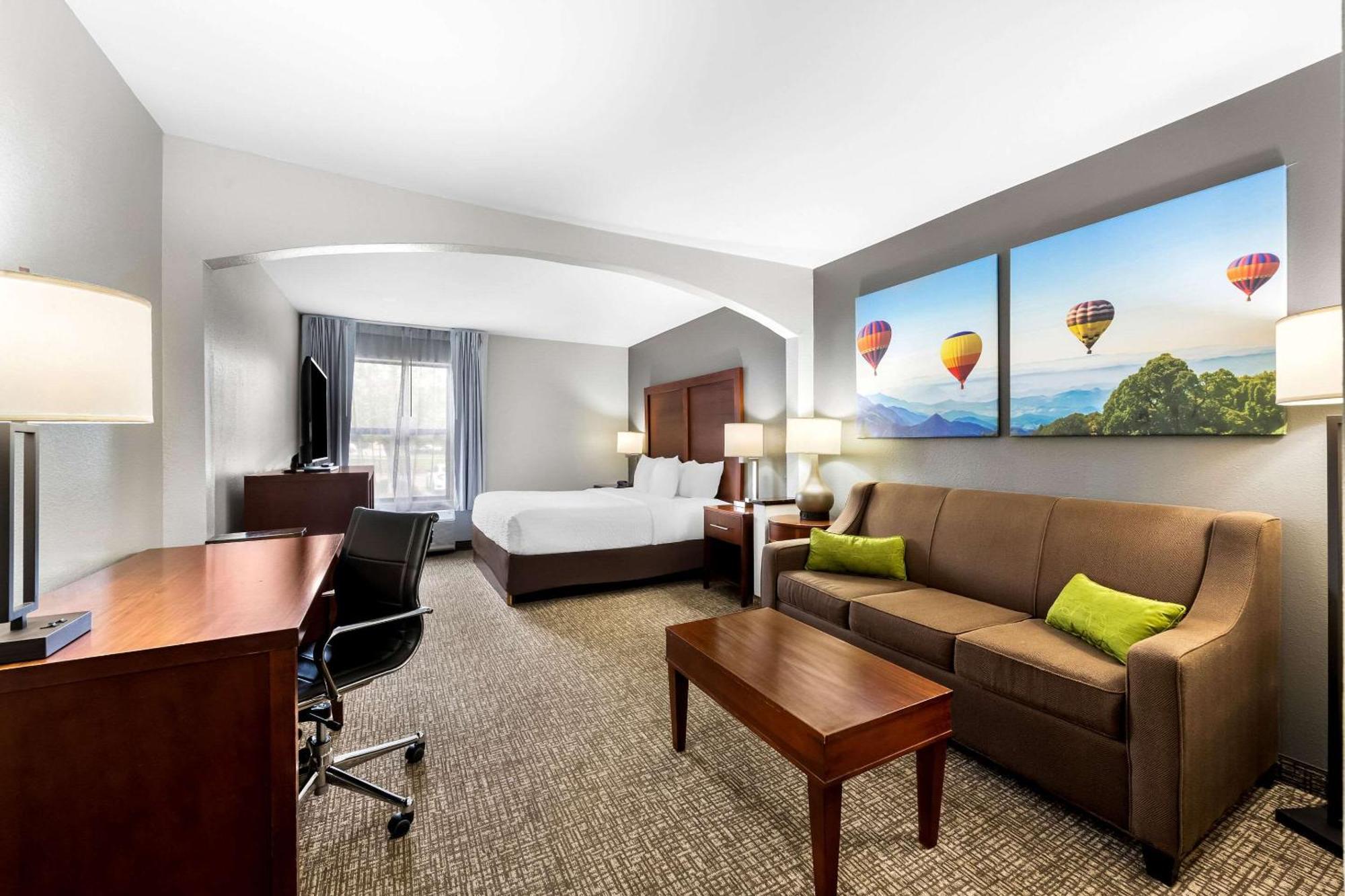 Clarion Pointe Apex - Holly Springs Hotel Exterior photo